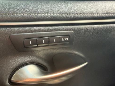 Used 2022 Lexus ES 350 w/ Premium Package FWD image 37