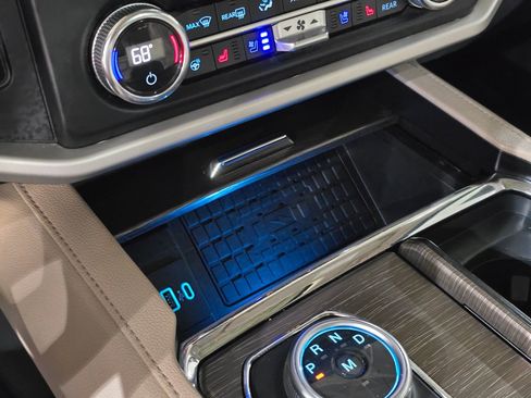 Used 2023 Ford Expedition Max Limited image 29