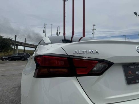 Used 2020 Nissan Altima 2.5 S FWD image 14