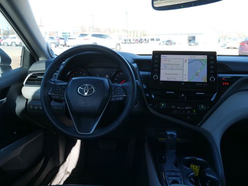 Used 2021 Toyota Camry XSE w/ Navigation Package image 20
