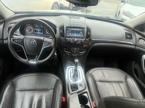 Used 2017 Buick Regal Sport Touring image 29