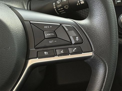 Used 2024 Nissan Kicks SV image 15