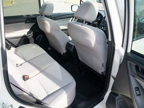 Used 2018 Subaru Forester 2.5i Premium image 38