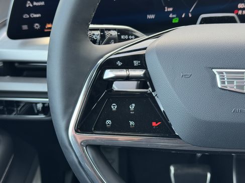 New 2026 Cadillac Vistiq Luxury image 19