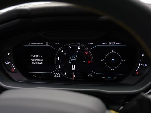 Used 2025 Lamborghini Urus SE image 14