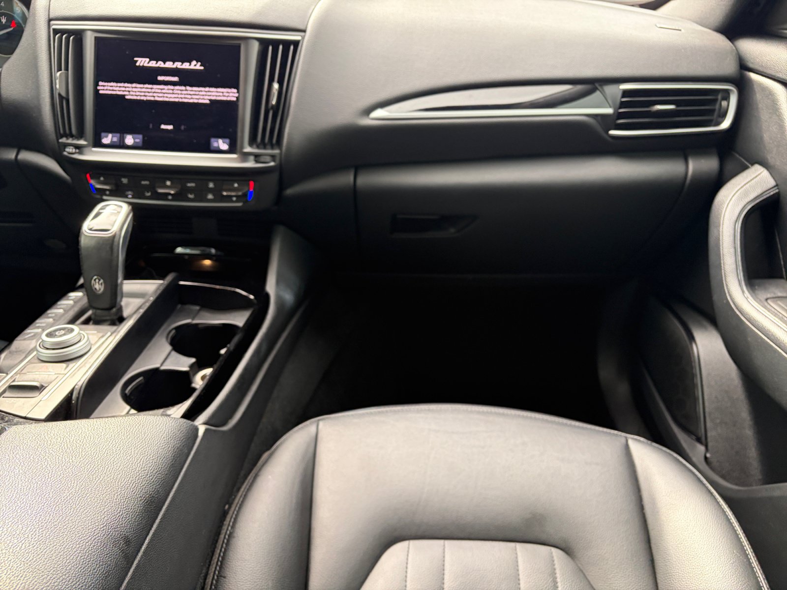 Used 2023 Maserati Levante Modena AWD/4WD image 20