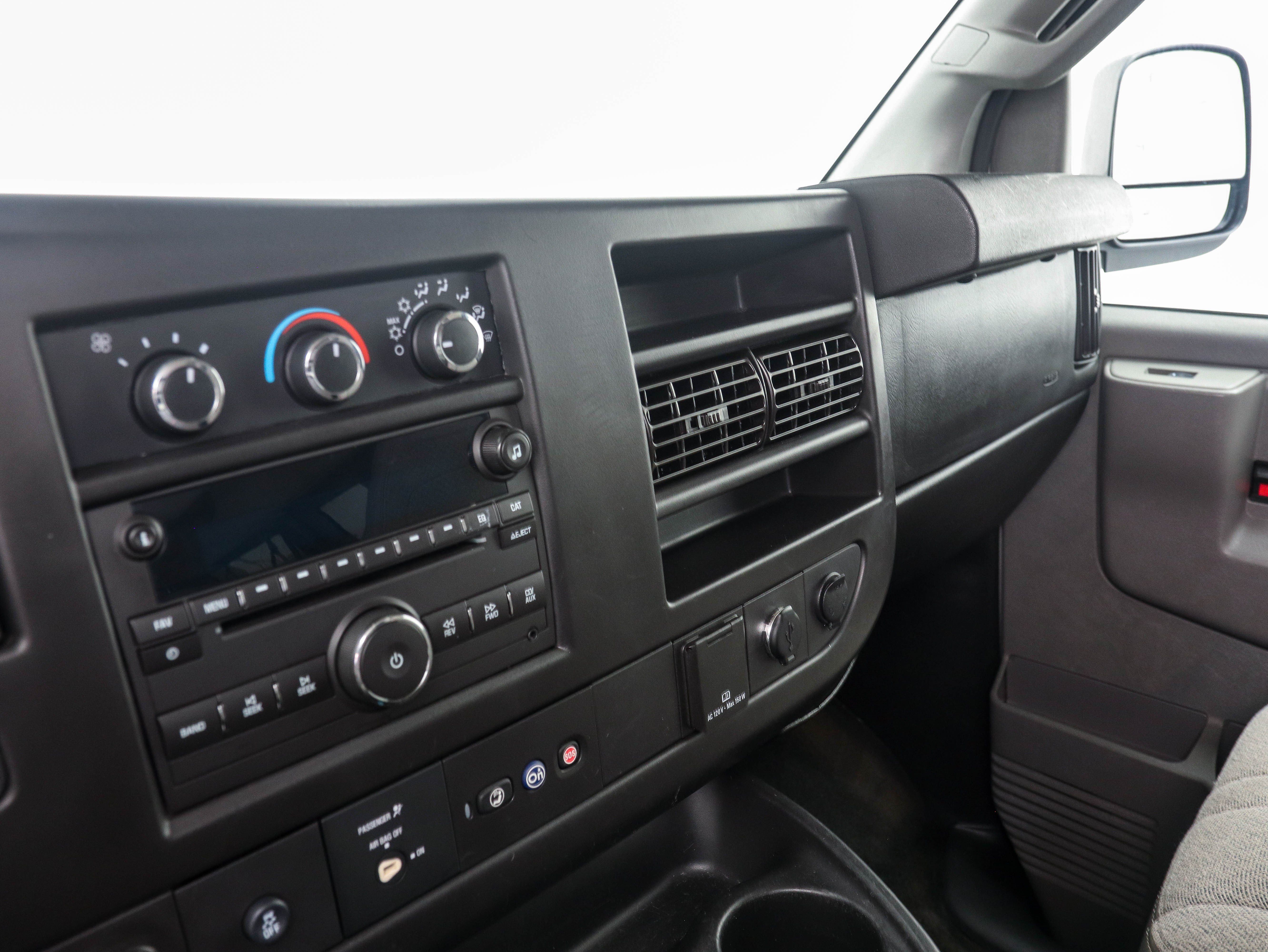 Used 2016 Chevrolet Express 3500 LT w/ LT Preferred Equipment Group RWD image 13