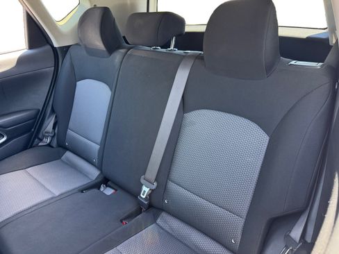 Used 2023 Kia Soul S FWD image 13