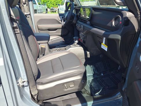 New 2026 Jeep Wrangler Unlimited Rubicon AWD/4WD image 14