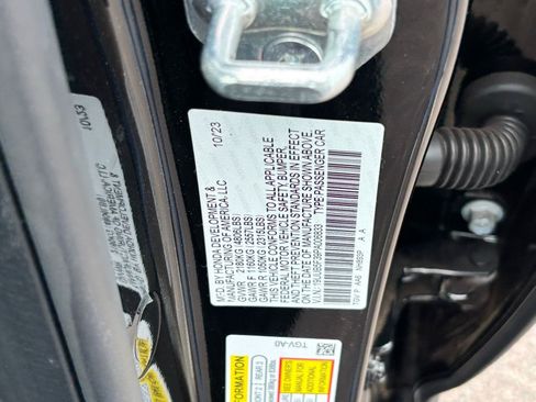 Used 2023 Acura TLX FWD image 29