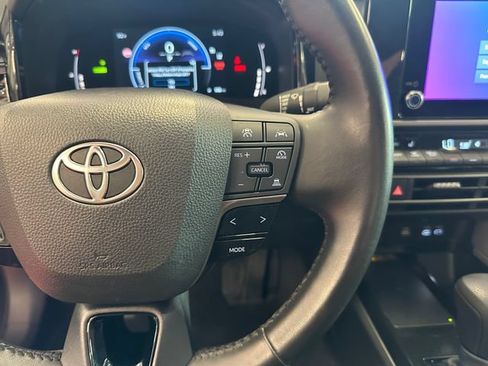 Used 2025 Toyota Camry LE w/ Convenience Package AWD/4WD image 21