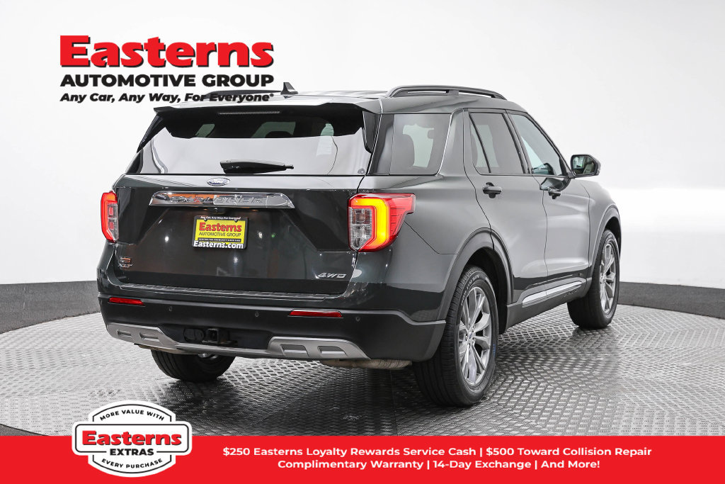 Used 2023 Ford Explorer XLT w/ Equipment Group 202A AWD/4WD image 6