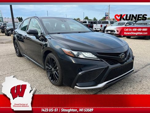Used 2024 Toyota Camry XSE FWD image 1