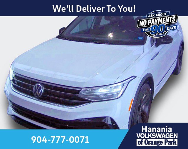 Used 2023 Volkswagen Tiguan SE R-Line FWD image 2