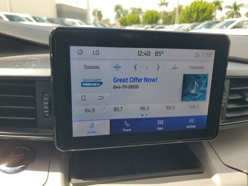 Used 2023 Ford Explorer XLT image 23