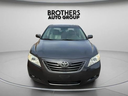Used 2007 Toyota Camry XLE image 2