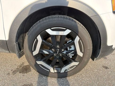 Certified 2025 Kia Telluride EX FWD image 26