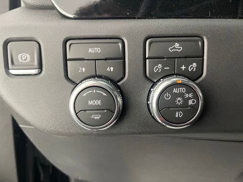 Used 2026 GMC Sierra 1500 Elevation AWD/4WD image 36