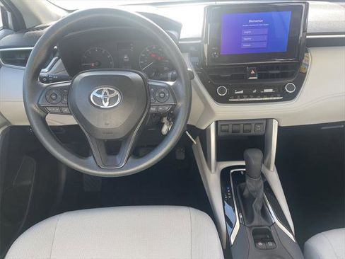 Certified 2024 Toyota Corolla Cross L image 15