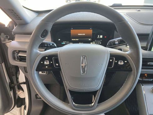 Used 2021 Lincoln Aviator Reserve w/ Elements Package Plus image 32