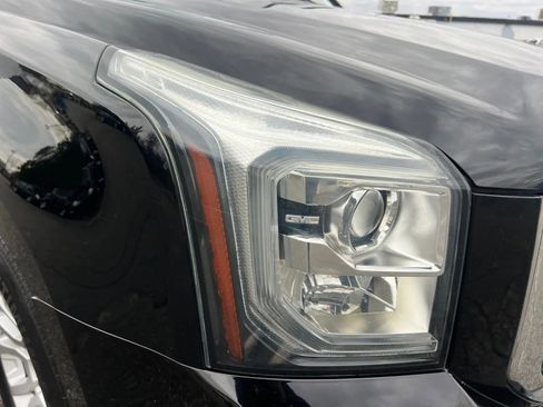 Used 2018 GMC Yukon XL SLT w/ Open Road Package image 34