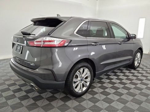Used 2020 Ford Edge Titanium w/ Equipment Group 301A AWD/4WD image 17