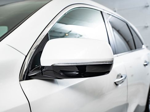 Used 2020 Acura MDX SH-AWD image 17