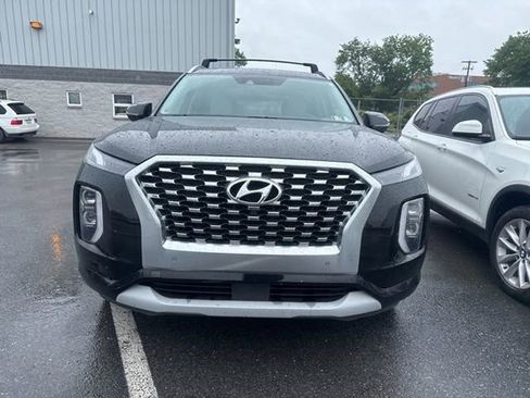 Used 2022 Hyundai Palisade Limited w/ Cargo Package AWD/4WD image 3