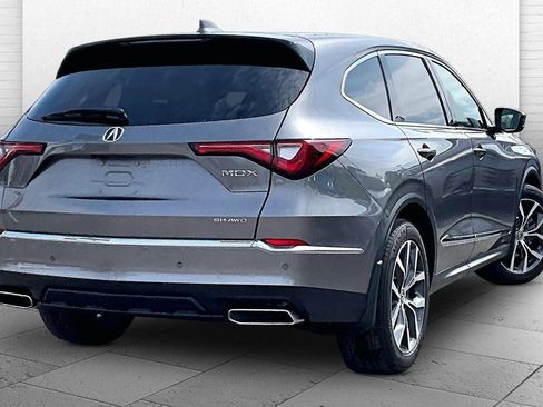 Used 2024 Acura MDX SH-AWD w/ Technology Package image 13