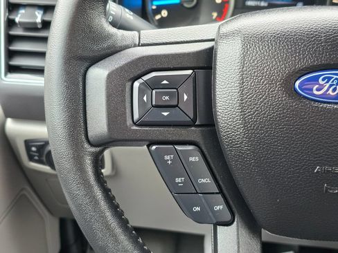 Used 2017 Ford F150 XLT w/ Equipment Group 302A Luxury AWD/4WD image 29