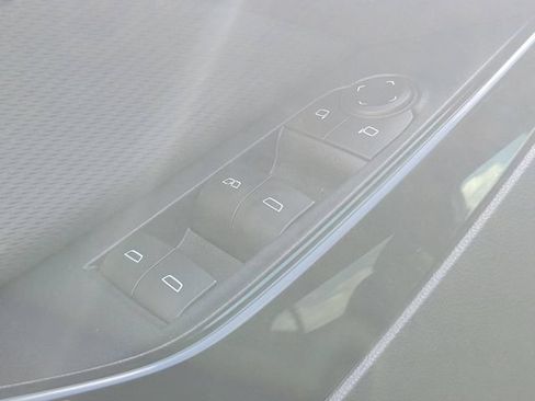 New 2026 Chevrolet Equinox LT FWD image 17