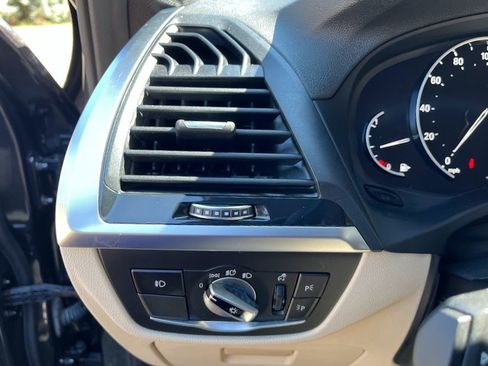 Used 2021 BMW X3 sDrive30i w/ Convenience Package image 11