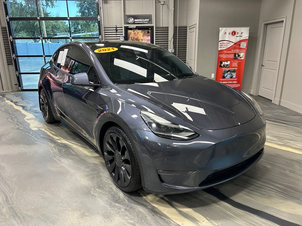 Used 2021 Tesla Model Y Performance AWD/4WD image 1