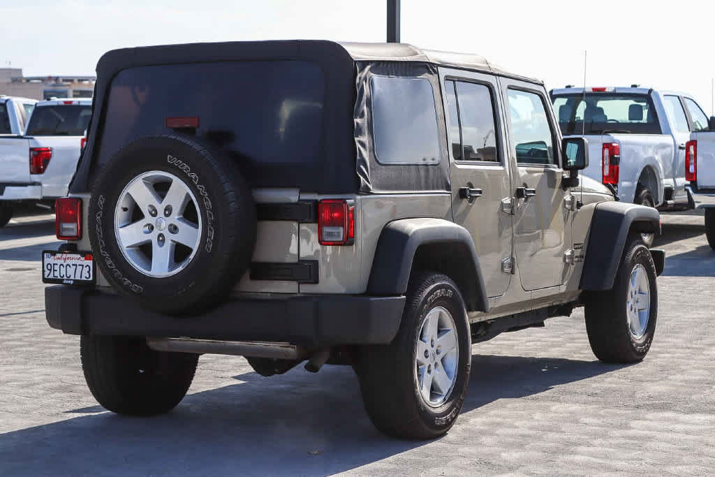 Used 2018 Jeep Wrangler Unlimited Sport S AWD/4WD image 4