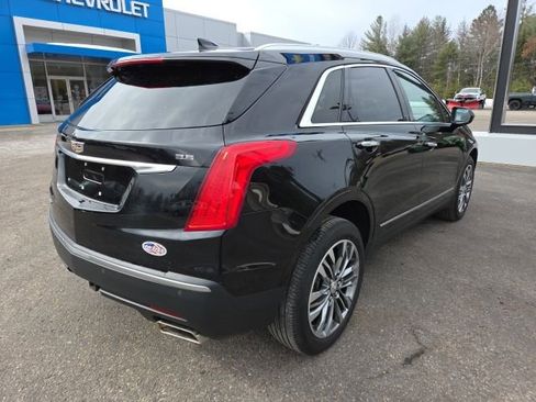 Used 2017 Cadillac XT5 Premium Luxury image 8