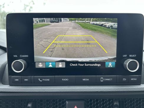 Used 2025 Honda CR-V Sport image 26