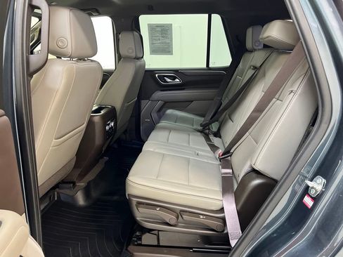 Used 2021 GMC Yukon SLT w/ SLT Luxury Package AWD/4WD image 28