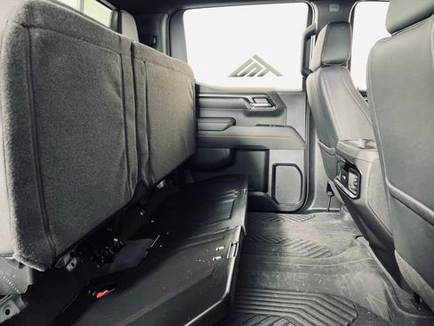 Used 2025 GMC Sierra 1500 AT4 w/ AT4 Premium Package image 16