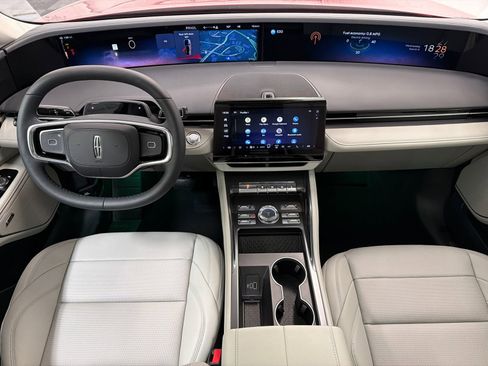 New 2026 Lincoln Nautilus Premier w/ Equipment Group 102A image 19