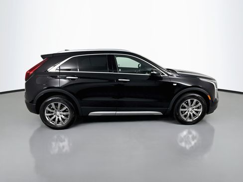 Used 2021 Cadillac XT4 Premium Luxury w/ Cold Weather Package FWD image 8