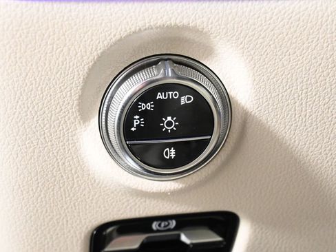 New 2026 Mercedes-Benz C 300 4MATIC Sedan image 25