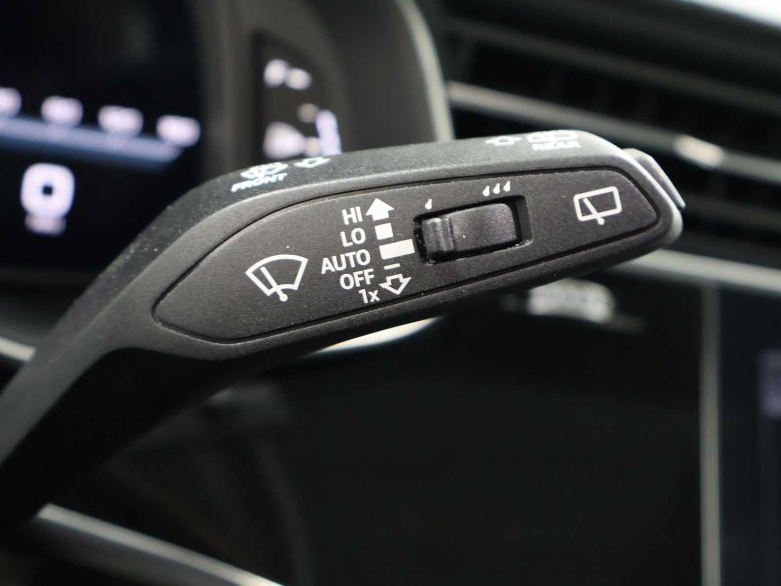 Used 2026 Audi Q7 3.0T Prestige w/ Prestige Package AWD/4WD image 28