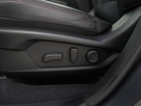 Used 2025 Subaru Forester Touring w/ Touring Package AWD/4WD image 28
