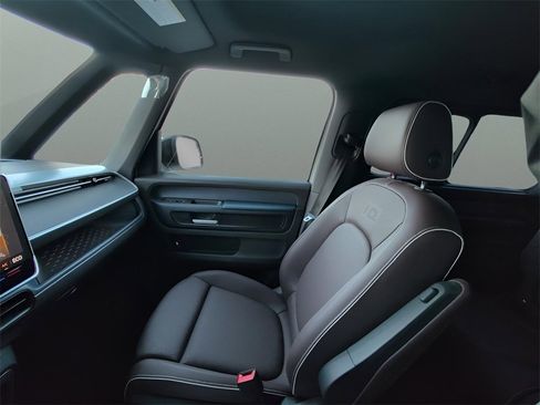 New 2025 Volkswagen ID. Buzz Pro S image 20