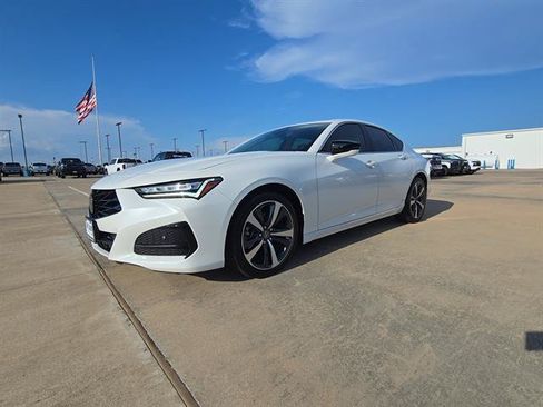 Used 2025 Acura TLX w/ Technology Package FWD image 1