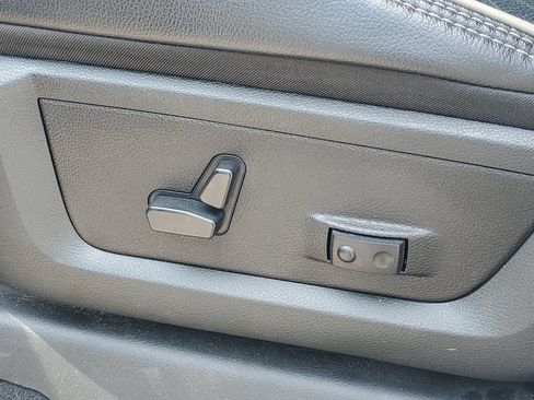 Used 2024 RAM 2500 Laramie w/ Safety Group AWD/4WD image 19