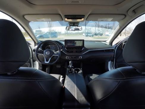 Used 2023 Nissan Altima 2.5 SL AWD/4WD image 26