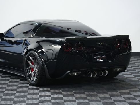 Used 2007 Chevrolet Corvette Z06 w/ Preferred Equipment Group image 16
