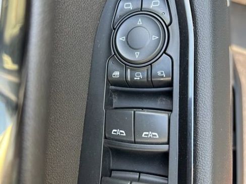 Used 2024 GMC Sierra 2500 AT4 w/ AT4 Preferred Package image 14