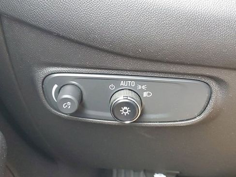 Used 2024 Chevrolet Equinox RS image 12